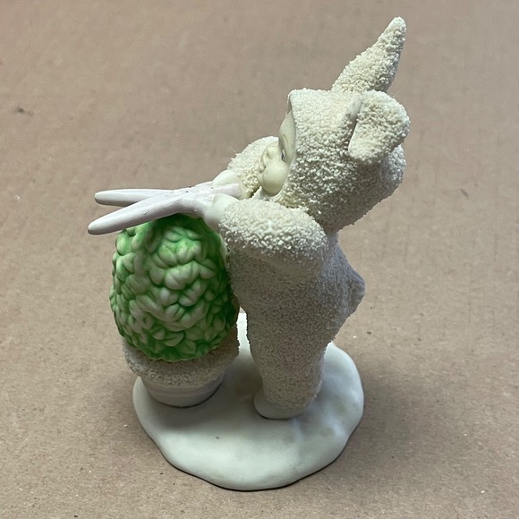 Vintage Dept. 56 Snowbunnies Just A Little Off The Top Set Hedge Trimming No Box - Picture 2 of 16